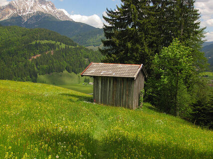 Buchensteinwand über Hoametzl