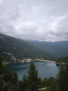 Zdjęcie z Mirko Stefani wzdłuż trasy