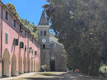 Fotografija s spletne strani Silvia Reisenberger na poti