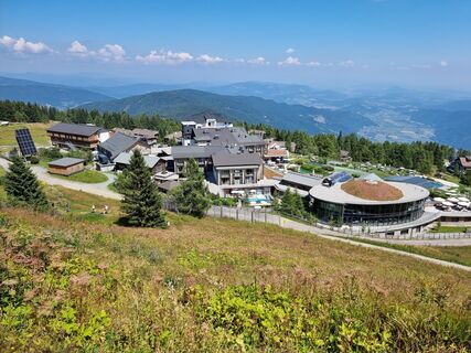 Foto da Helmut Neuhold lungo il tour