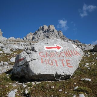 Wegweiser zur Carschinahütte