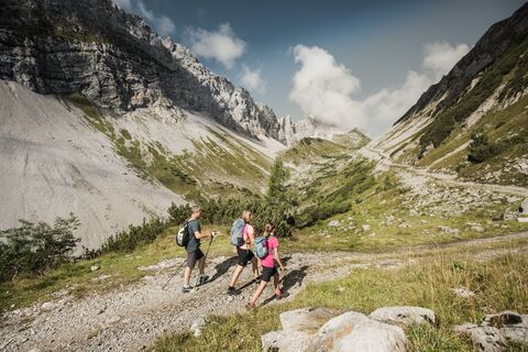 Wanderung zur Lamsenjochhütte