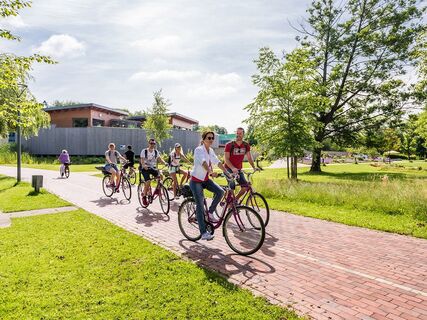 Radfahrer im Kurpark Bad Bevensen