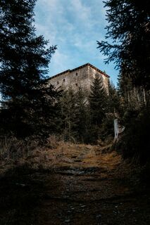 Ruine Klausegg.jpg