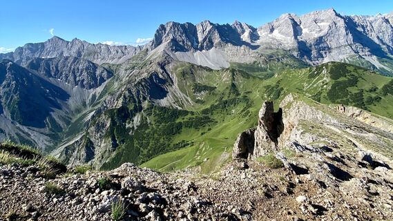 am Vorgipfel des Sonnjoch