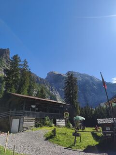 Fotografija s spletne strani Boris Sevarika na poti