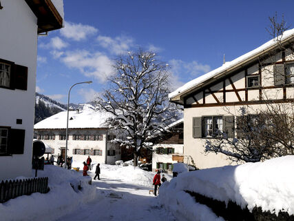 Der Dorfplatz von Fideris