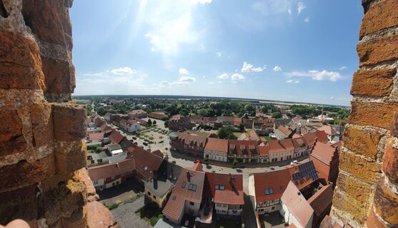 Blick aus  dem Turm von St. Petri in der Hansestadt Seehausen über die Altmark