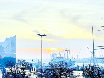 Fotografija s spletne strani Ilona Schuster na poti