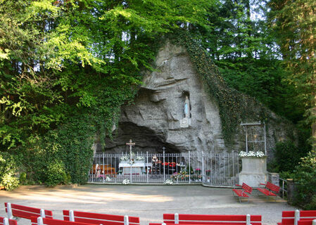 leuggern-lourdes-grotte