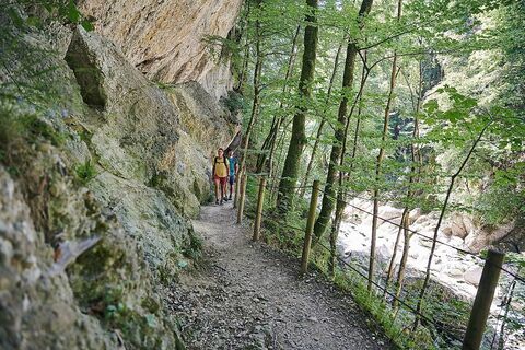 Der Wasserwanderweg in der Engenlochschlucht