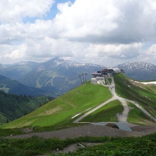 Am Einstieg des Walser Klettersteig
