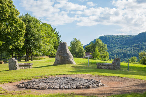Denkmal Bismarckstein in Hechingen-Beuren mit Aussichtspunkt