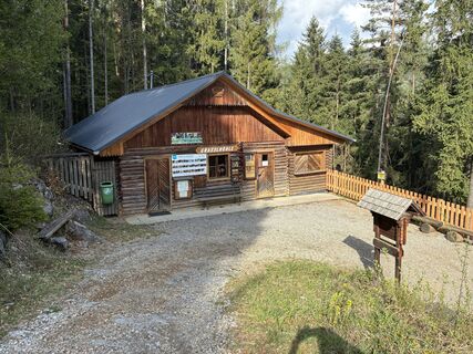 Fotografija s spletne strani Trail Squad na poti