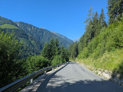 Fotografija s spletne strani Johann Stadlbauer na poti