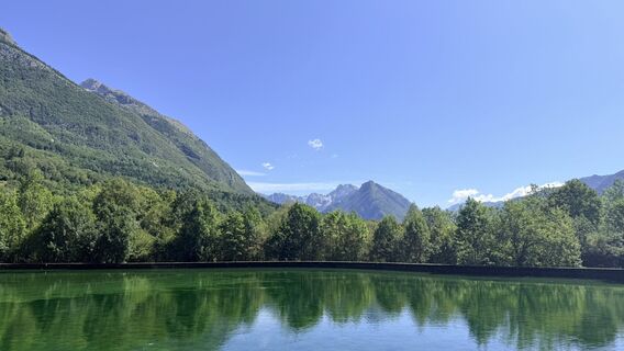 Foto von Versandkunth entlang der Tour