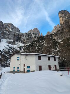 Fotografija s spletne strani corrado na poti