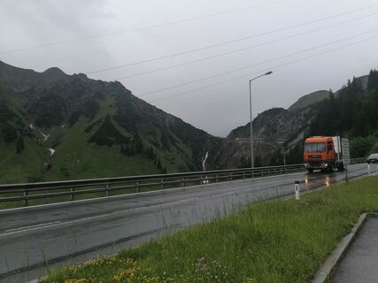 Fotografia z luyyy na trase