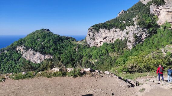 Fotografija s spletne strani Statzi na poti