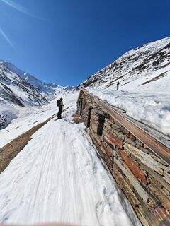 Fotografija s spletne strani Florian Offergelt na poti