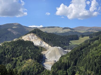 Fotografija s spletne strani AnWin na poti