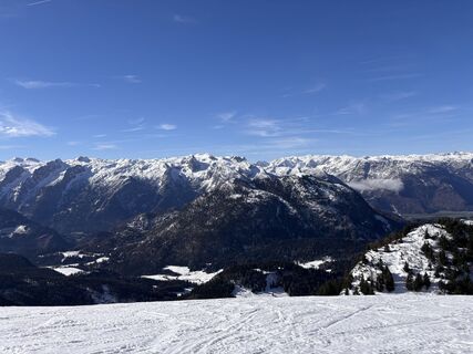 Zdjęcie z Heinz Sperl wzdłuż trasy