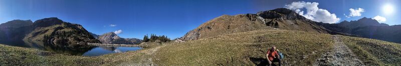 Foto van Zümi langs de tour