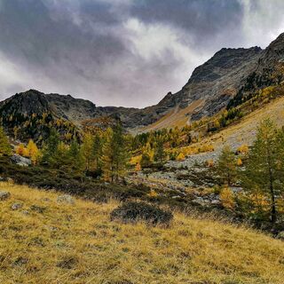 Aufstieg im Val Zeznina