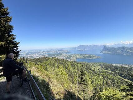 Foto de Dominik Wymann a lo largo del recorrido