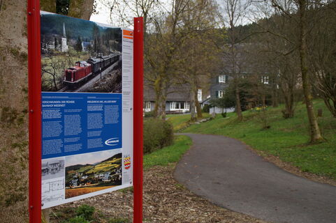 Infotafel in Wiedenest