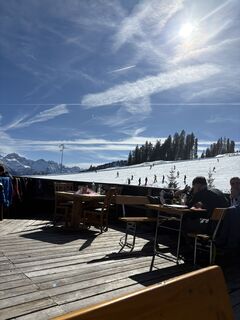 Fotografija s spletne strani Meja Pettersson na poti