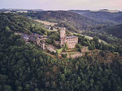 Mit dem Rad entlang der Burg Pyrmont