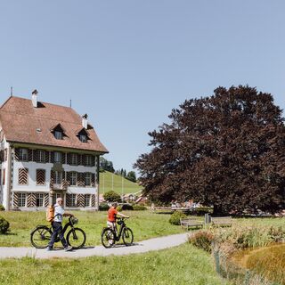 Sagenroute Gantrisch - Schlossgarten Riggisberg