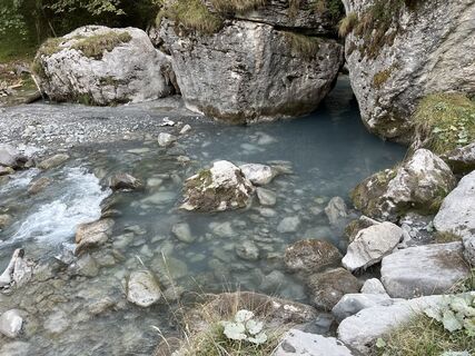 Fotografija s spletne strani F A 4 na poti