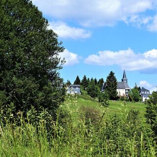 Kurwiese mit Blick auf Masserberg
