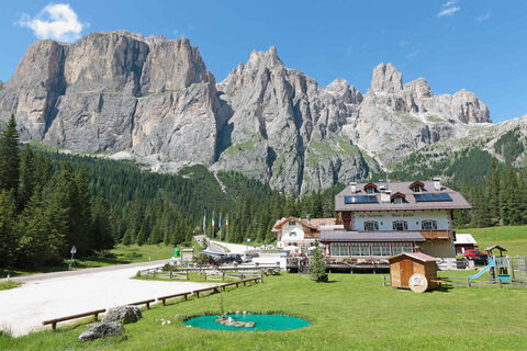 Sellaronda - ©Archivio APT Val di Fassa