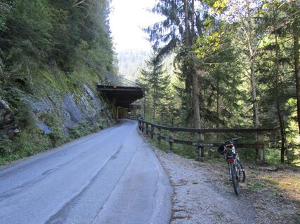 Steile Auffahrt