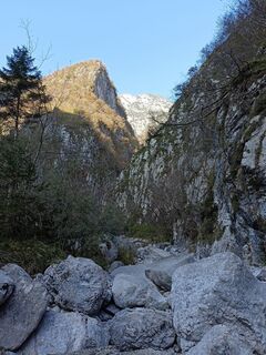 Fotografija s spletne strani pat59a60 na poti