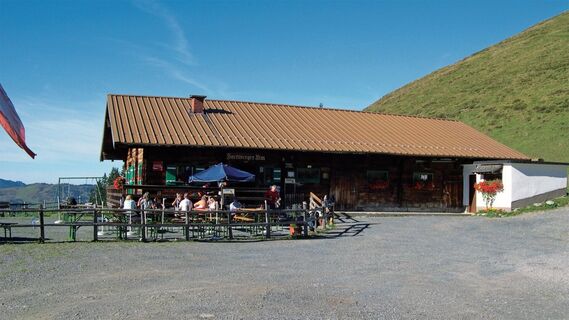 Hacklbergalm – Urige Einkehr in Saalbach Hinterglemm