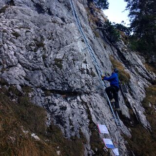 Die Leiter am Einstieg des Tegelbergsteigs.