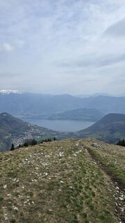 Photo de Andrea Inserra le long du parcours