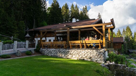 Terrasse der Triendlsaege - Seefeld (3).jpg