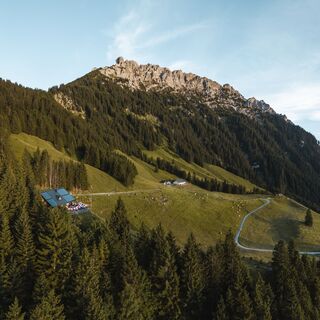 Gafadurahütte und Bergkette der Drei Schwestern