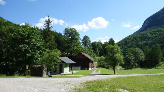 Brunnentrog und Wc´s