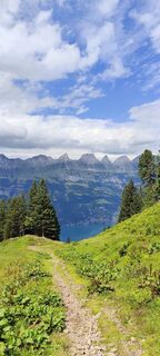 Zdjęcie z Joe Täschler wzdłuż trasy