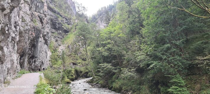 Zdjęcie z Rafal Buijs wzdłuż trasy