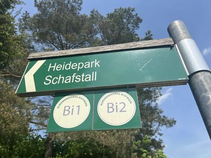 12-Wegweise.Heidepark-ccbysa-foto©bispingen-touristik-min.jpeg
