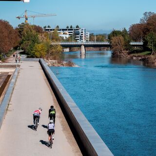 Radfahren entlang der Traisen in St. Pölten
