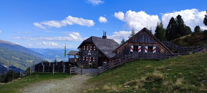 Fotografija s spletne strani HH na poti