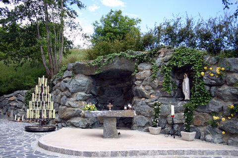 Grotte in Unterlamm
